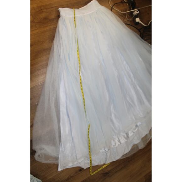 Mac Duggal Ice Blue Beaded Crop Top Gown Size 8 Formal Prom Dress - Picture 8 of 11